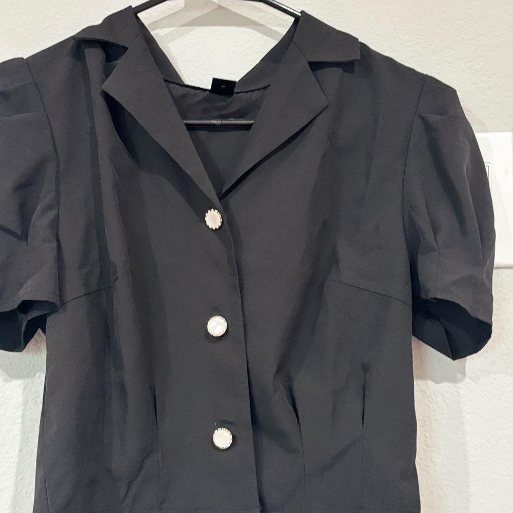 SHEIN Black Short-Sleeve Blouse with Pearl Buttons